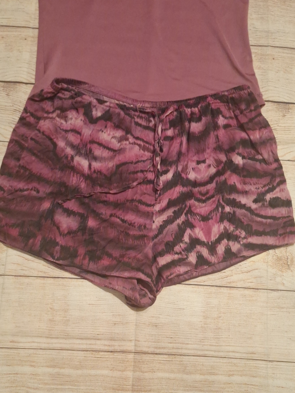 Victoria's Secret Short Pajama Set Mauve And Black Size Medium - Picture 2 of 8